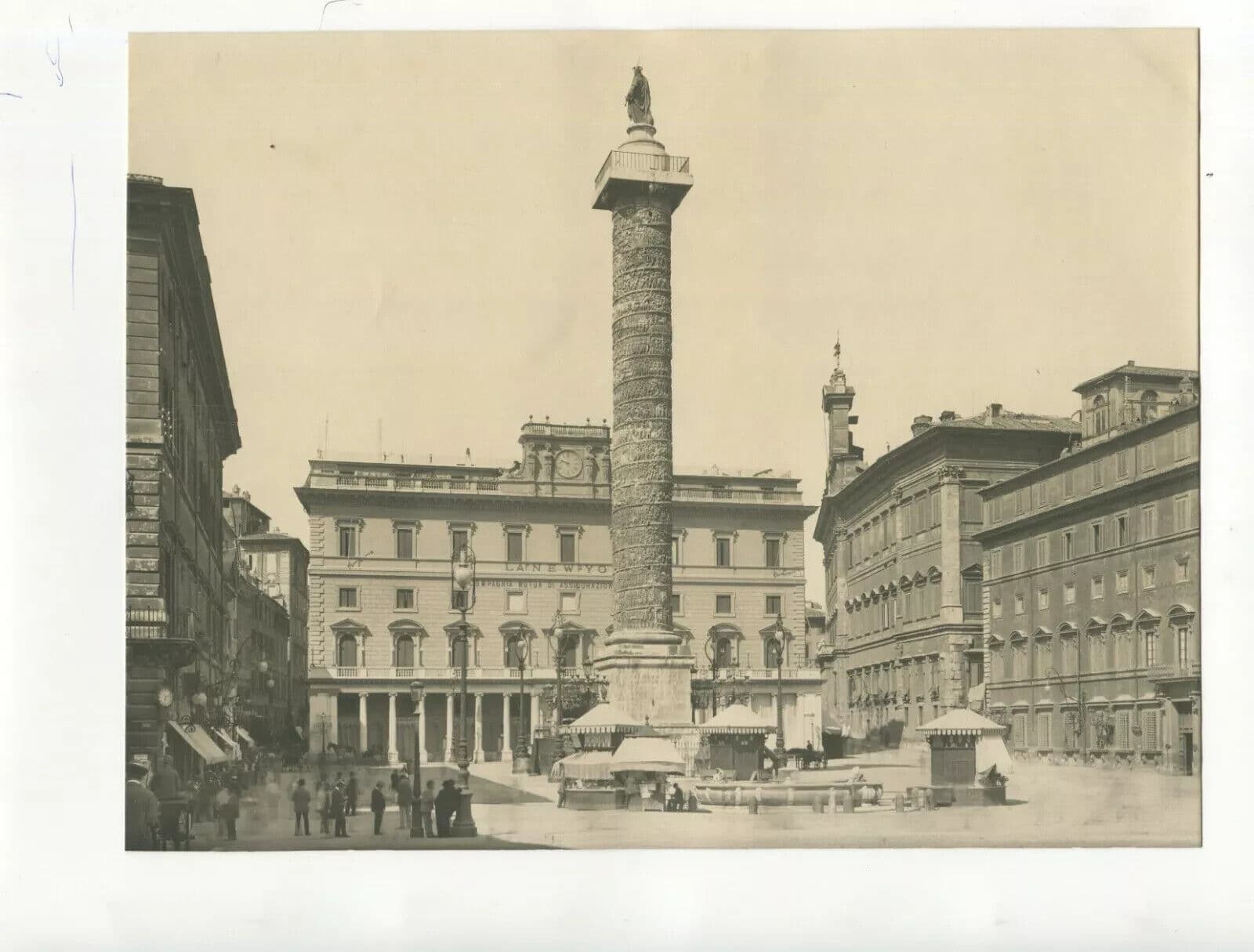 Vintage Photographs Landscape Piazza Colonna, Roma, Italy c. 1900 Artwork image 2