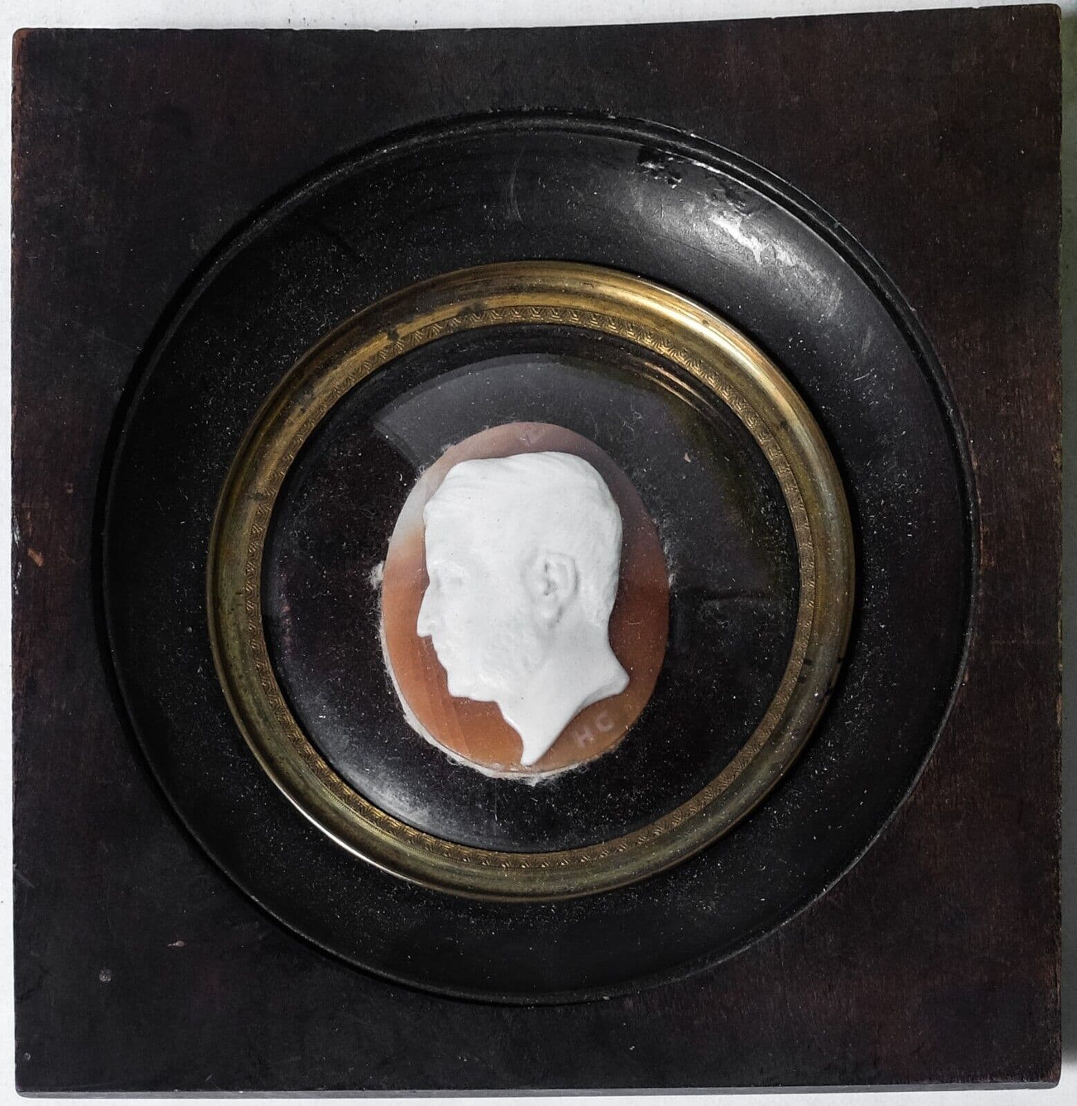 Stone Miniature Man Profil Portrait image 1