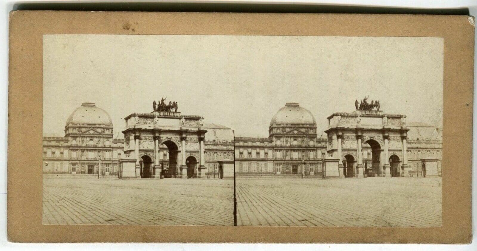 Vintage Stereoview - Arc de triomphe Carrousel, Paris - Albumen c. 1860