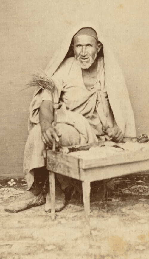 CDV Photograph Orientalist Portrait, Man worker Tunis c.1870 image 2