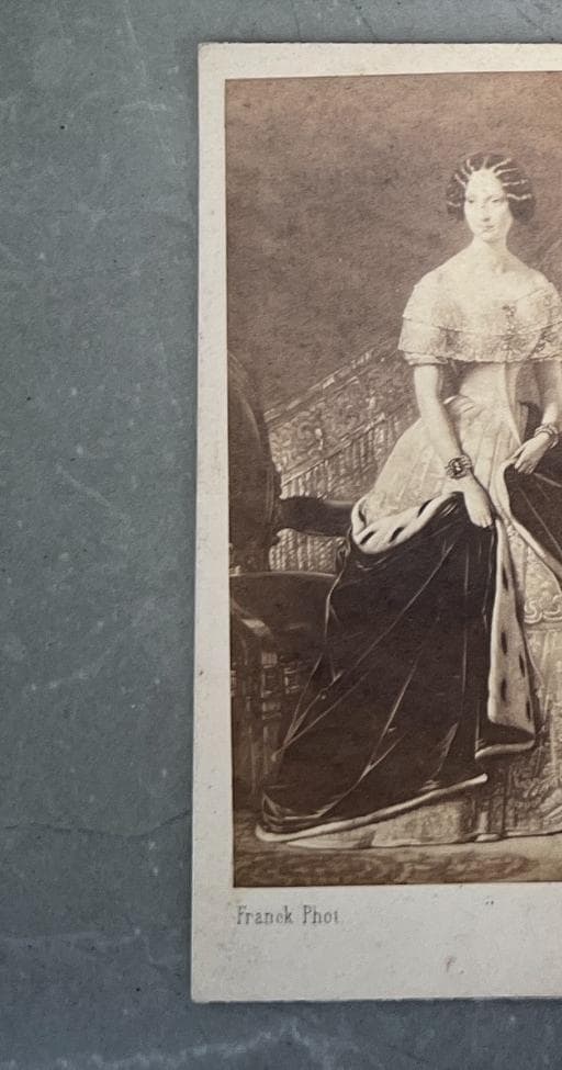 Lot of 30 Antique CDV Portraits - 19th Century Carte de Visite Collection image 7