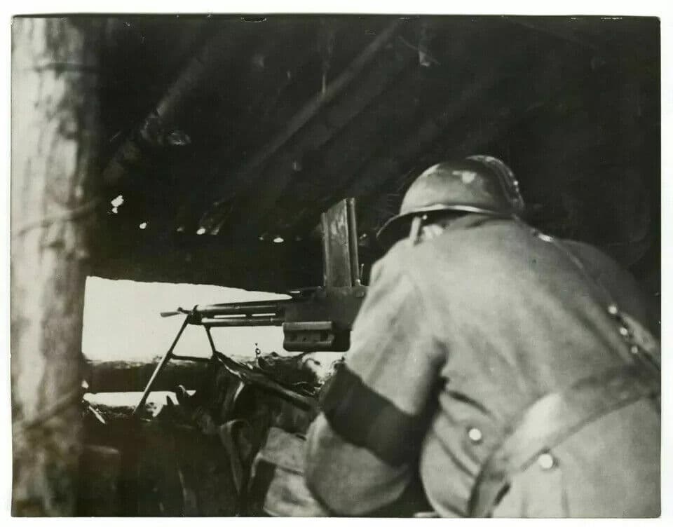 Vintage Photography FRANCE PRESSE Cagna of a Machine Gunner Post WWII 1940 image 3