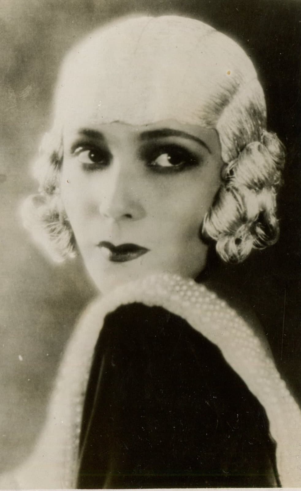 Dolores del Rio Portrait image 1