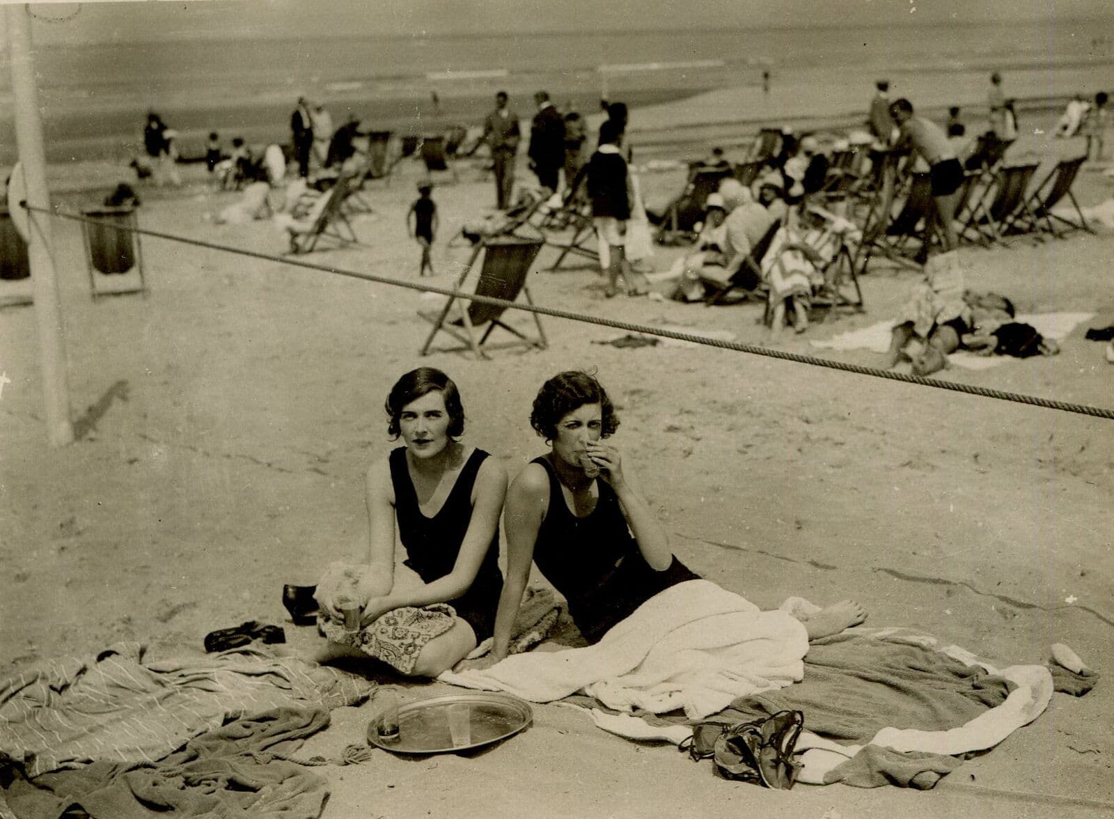 Vintage Original People Holidays Summer Highlights Photography image 1