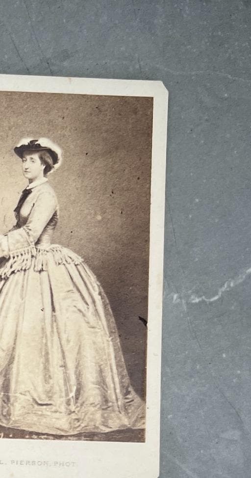 Lot of 30 Antique CDV Portraits - 19th Century Carte de Visite Collection image 6