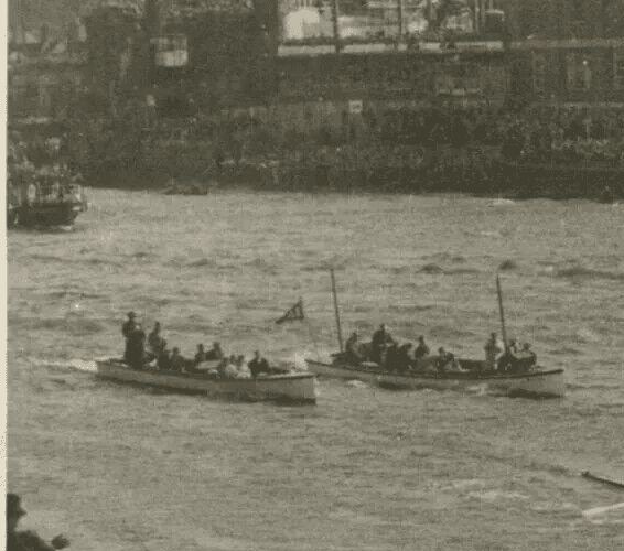 Vintage Photographs Oxford vs Cambridge, Oxford Race Championship c. 1938 image 4