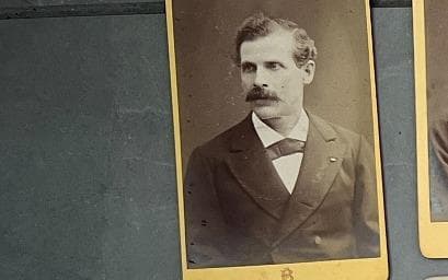 Lot of 30 Antique CDV Portraits - 19th Century Carte de Visite Collection image 7
