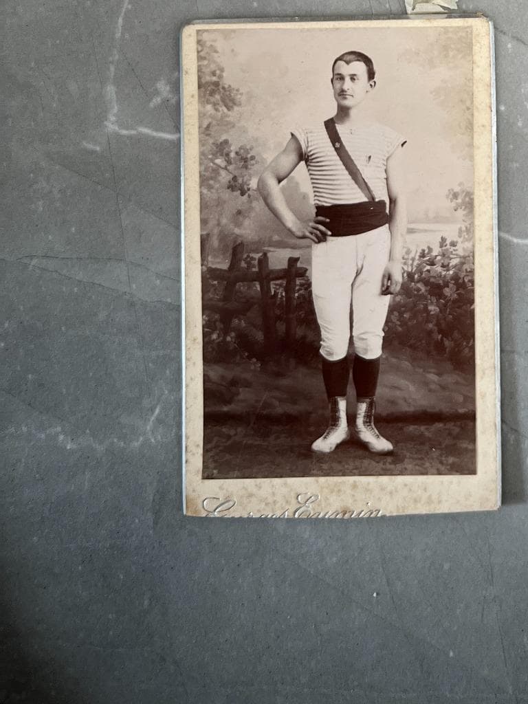 Set of 4 Antique CDV Sportsmen Photos - 19th Century Athletes image 5
