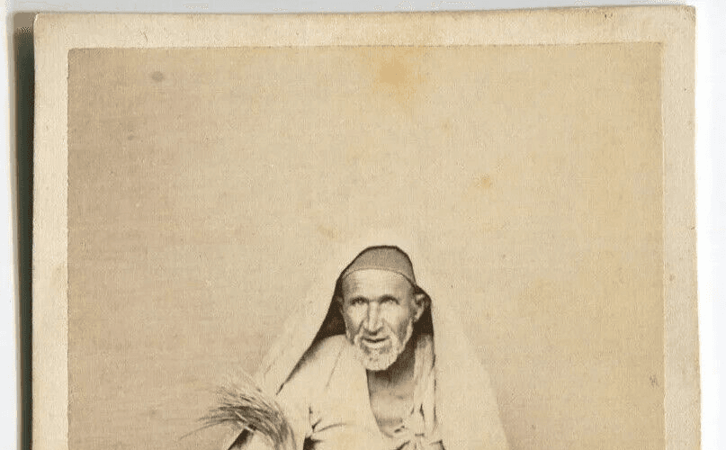 CDV Photograph Orientalist Portrait, Man worker Tunis c.1870 image 3