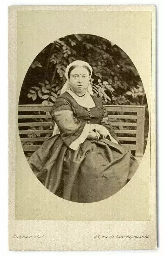 CDV Photographs BINGHAM - Queen Victoria, Vintage Albumen c. 1870 image 3