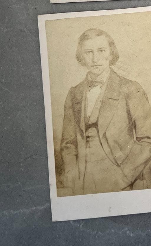 Antique Carte de Visite Collection – 19th Century Gentlemen Portraits – Set of 7 image 7