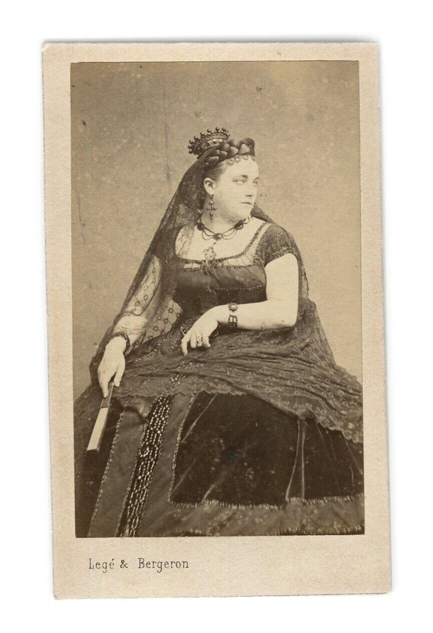 CDV Vintage Photographs Lege & Bergeron Marie Constance Sasse Opera image 2