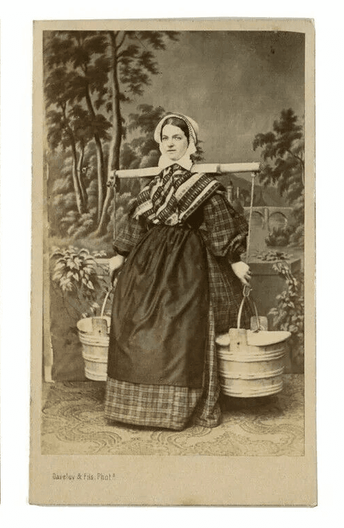 CDV Photographs DEVALUY & FILS Women Bruges c. 1870 image 2