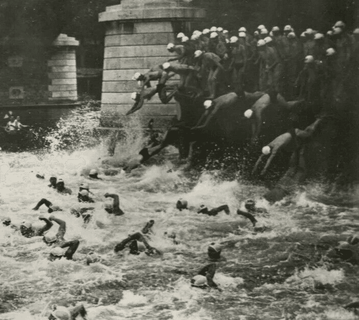 Vintage Photograph Swimming across Paris, 360 swimmers c. 1950 image 4