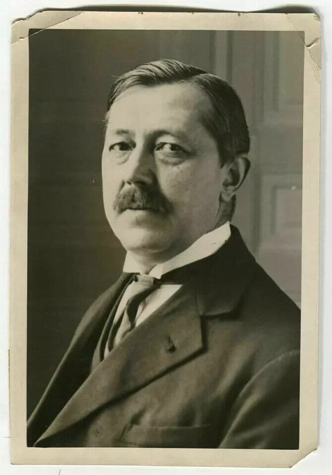 Vintage Photographs Press WW - Mr Grimpret Director General of the Railways 1929 image 3