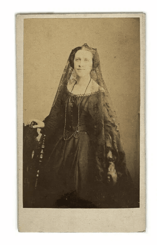 CDV Vintage Photographs AMALRIC - Comtesse de Sainte Marie c. 1860