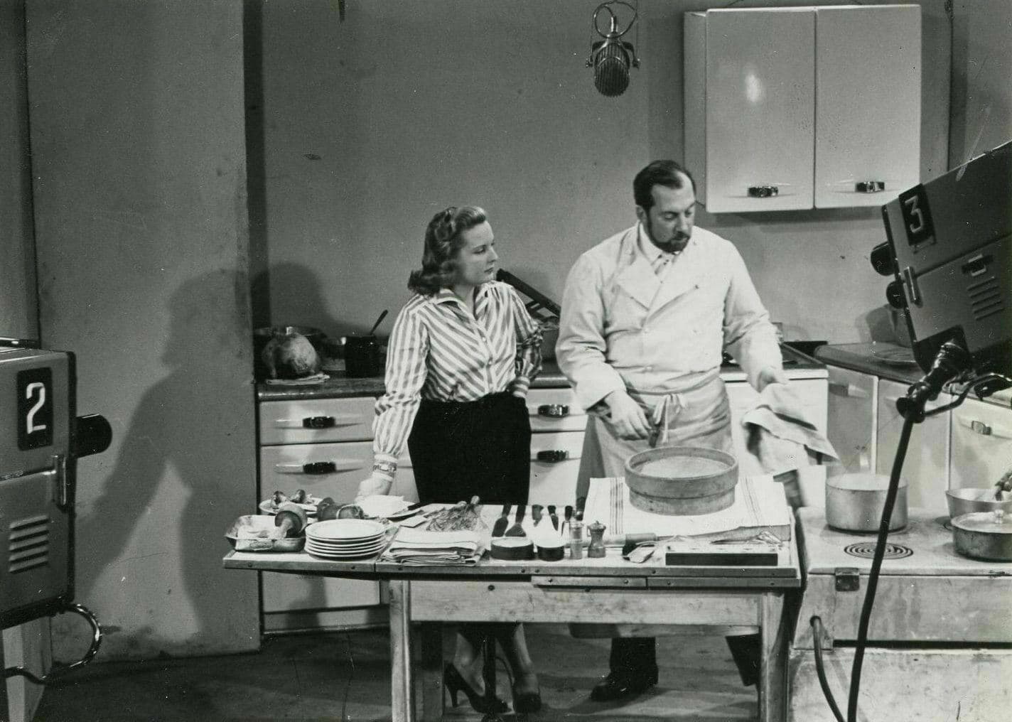 Photograph Cook Raymond Oliver and Catherine Langeais - Photo Presse c. 1970
