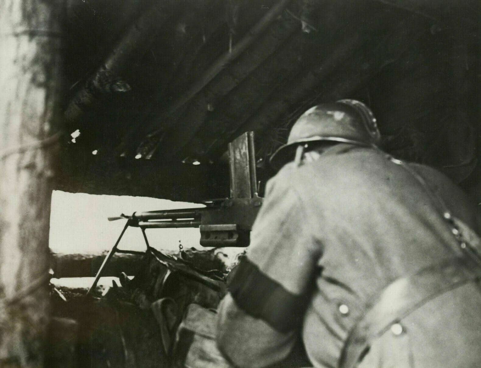 Vintage Photography FRANCE PRESSE Cagna of a Machine Gunner Post WWII 1940