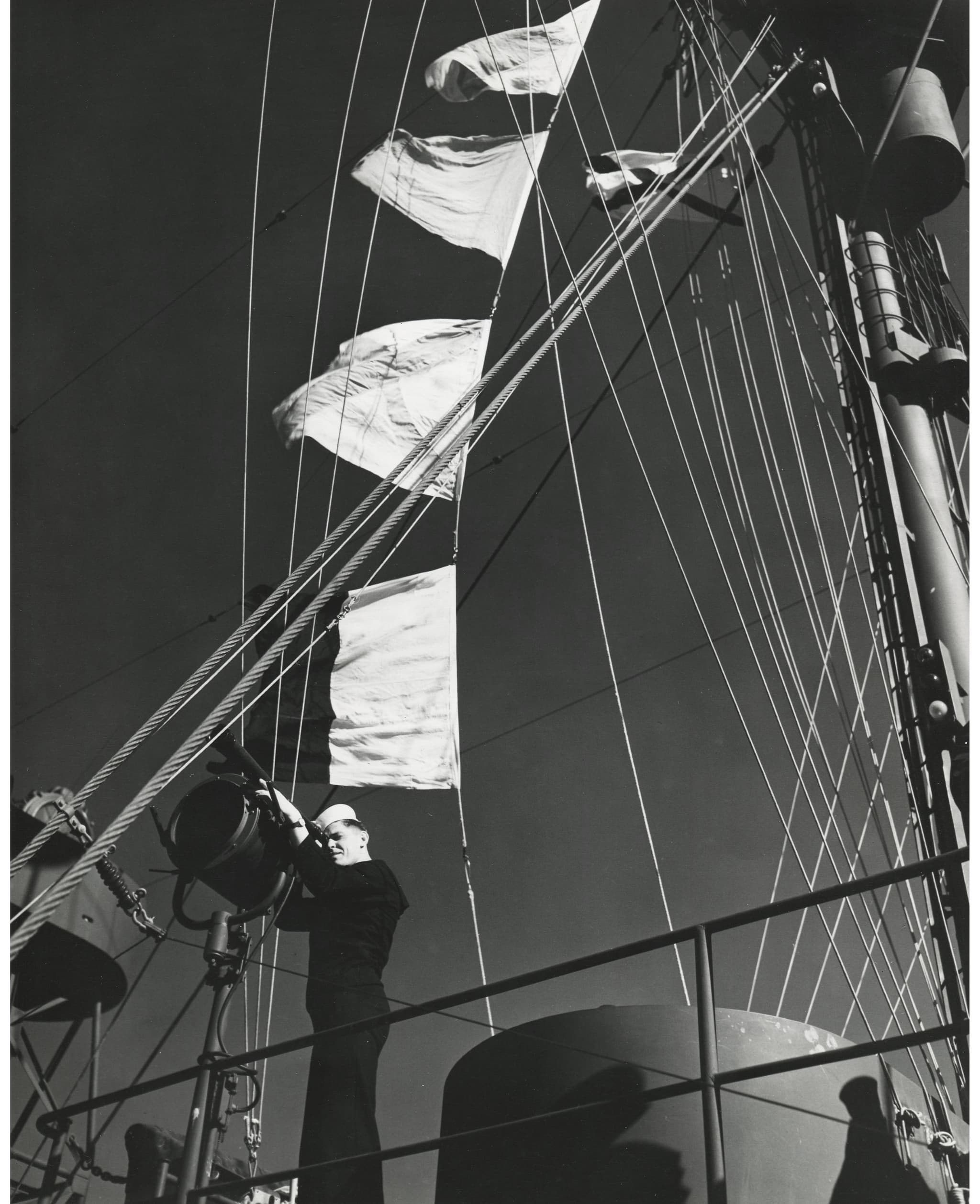 PHOTOGRAPHE ANONYME (1944) USA NAVY - Submarine Tender image 1